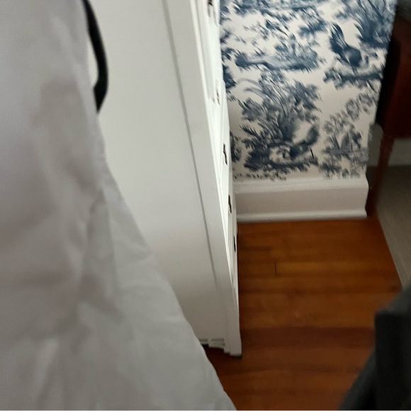 Frank & Eileen Sleeveless White Blouse Size XS - Picture 3 of 4